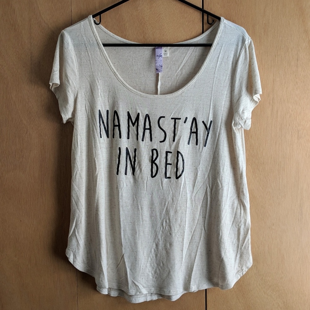 🧘 NAMAST'AY IN BED 🏵️